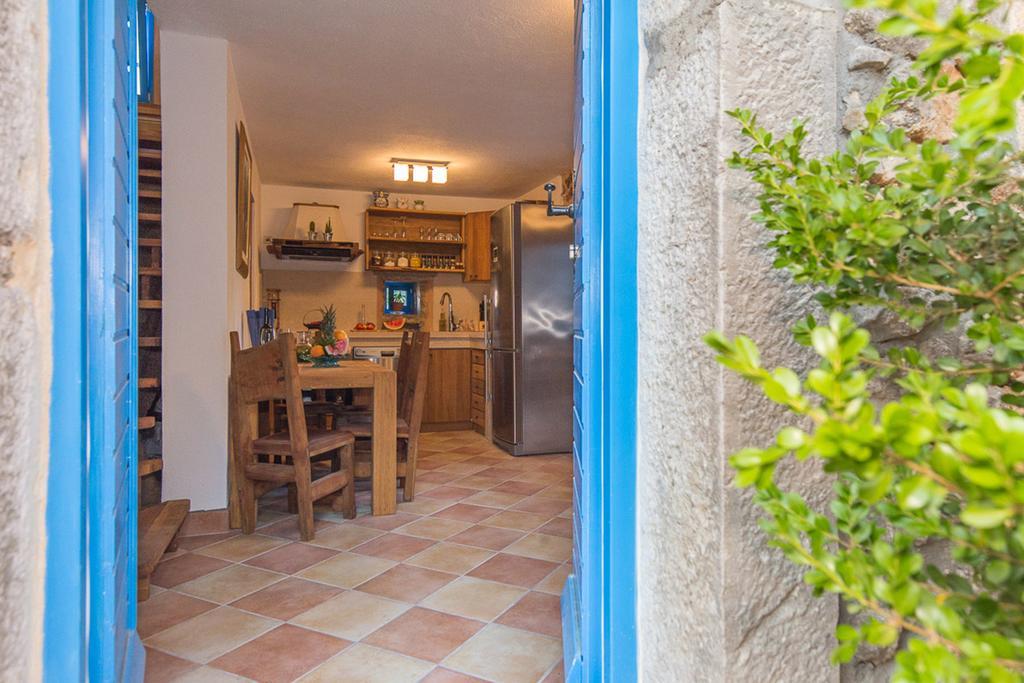 Villa Marevic Vrh  Buitenkant foto